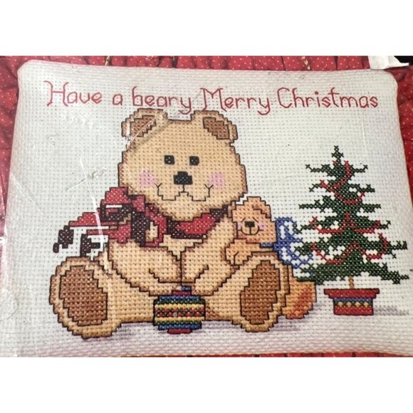 Bucilla Christmas Cross Stitch Kit "Beary Merry Christmas" Teddy Bear Wall Hangi - Picture 1 of 4